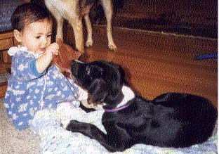 [Sophie-Lily+share+treat.2.jpg]