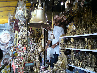 A shop selling bronze and brass idols outside the Kalaram 
Temple, Panchvati - Nashik