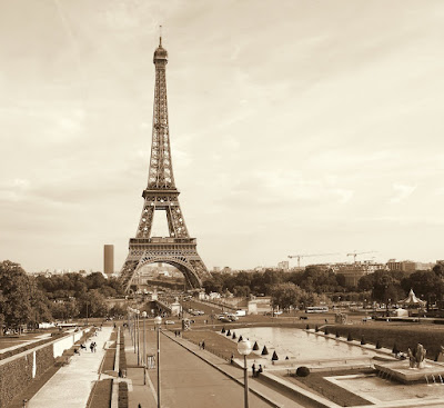 Chuck Kuhn's Paris in Photos: Eiffel Tower Facts:
