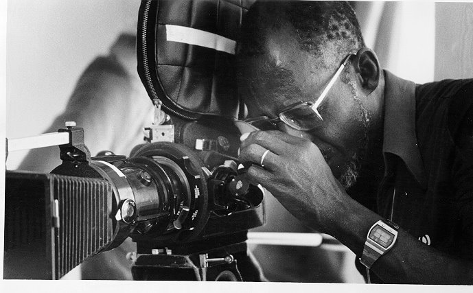 [PAPA+A+LA+CAMERA.jpg]