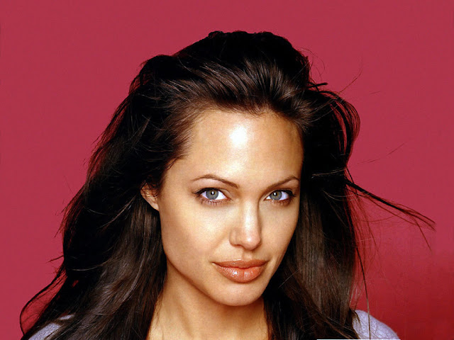 Angelina-Jolie-Wallpapers-102