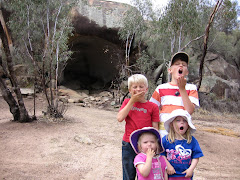 Hippo's Yawn Cave - Wave Rock