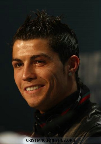 [cristiano-ronaldo_59869.jpg]