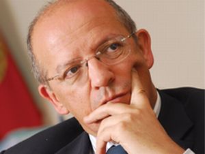 [fotoparasiteministro.jpg]
