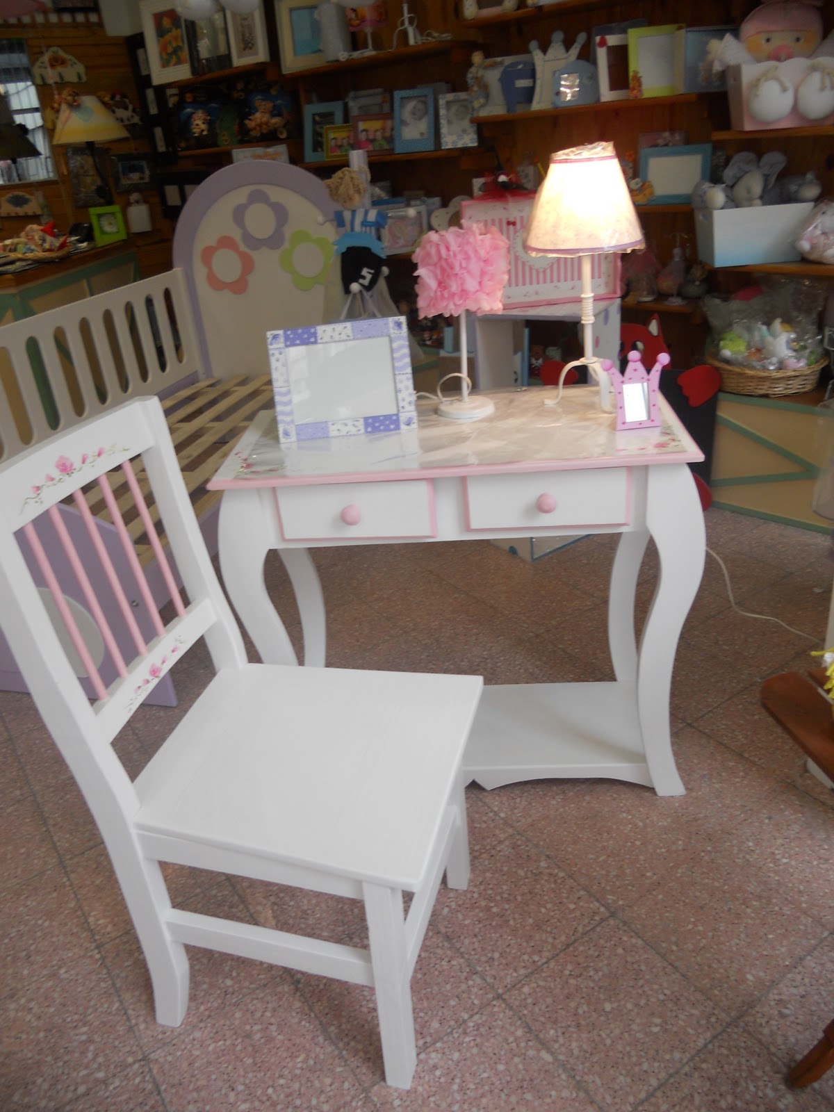 MI SUEÑO: TOCADORES, ESPEJOS,COMODAS, CHIFONIERS, MUEBLES CON CAJONES