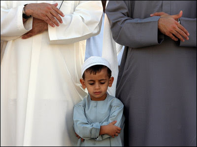 _little-boy-praying.jpg
