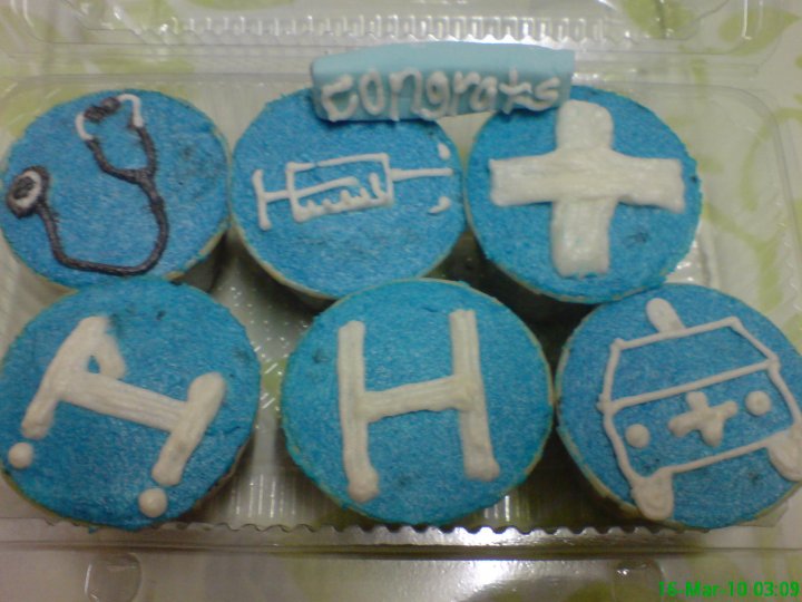 Apples Bakery ** Congrats