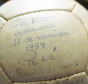 [Bola+do+Milésimo+Gol.bmp]