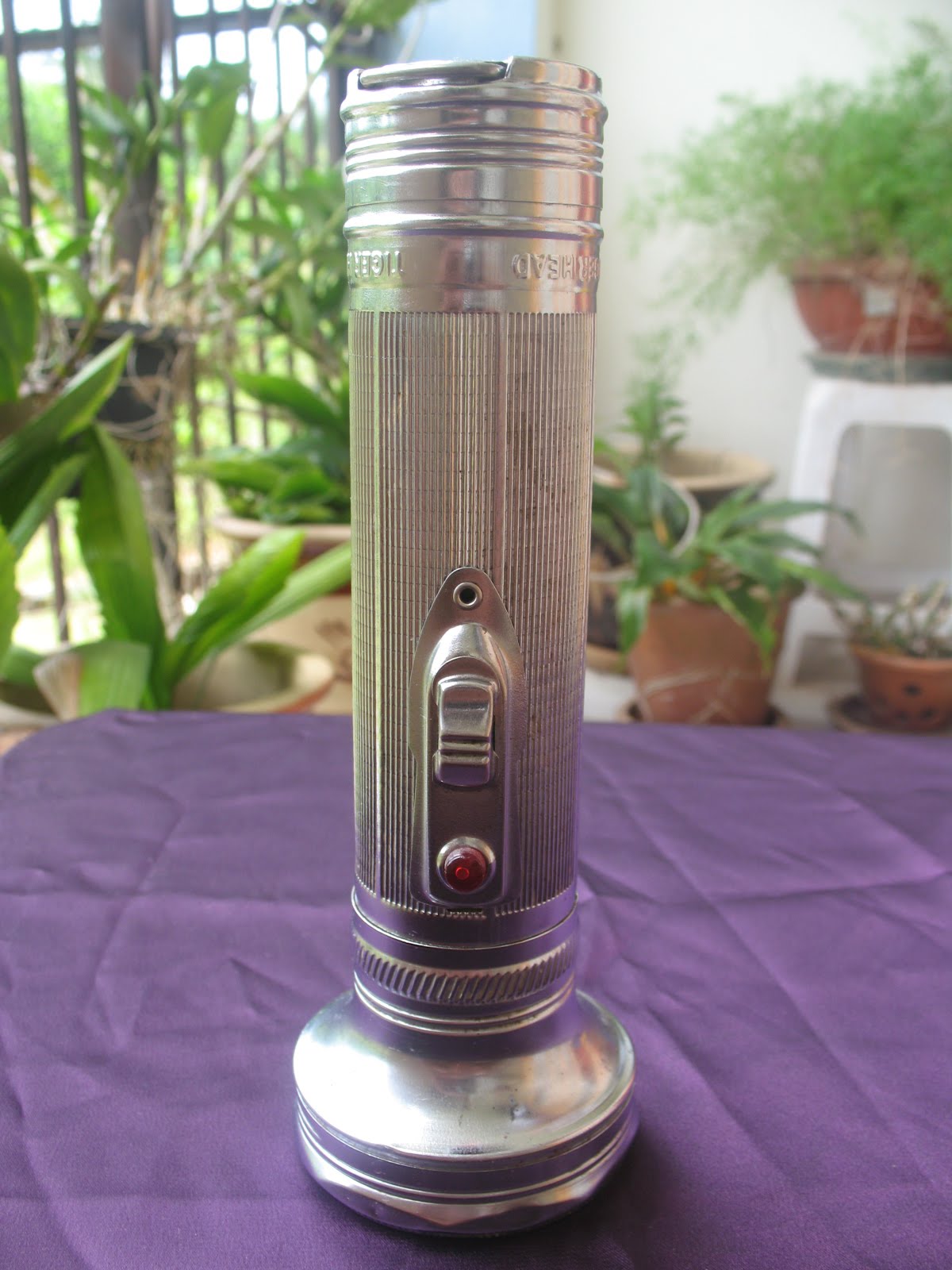 Lampu Suluh Cap Kepala Harimau | Blues Riders