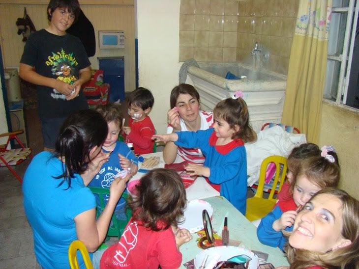 FELICES LAS  NENITAS DE LA NOCHE...