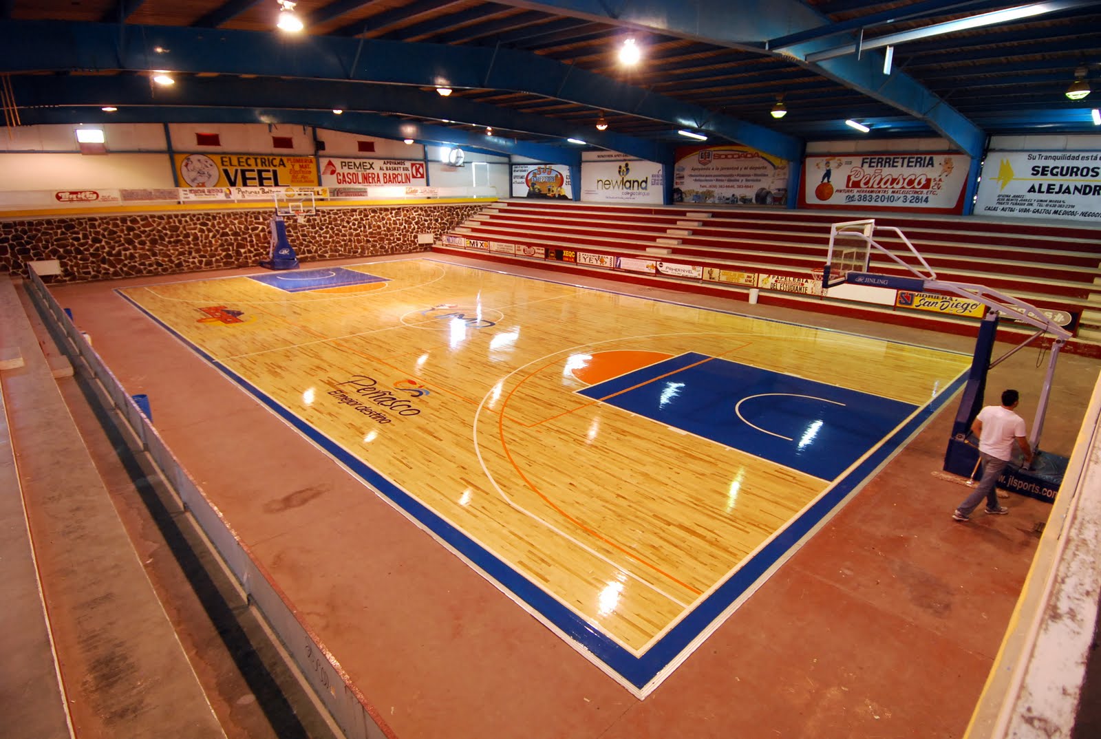 SONORADIGITAL: REHABILITAN DUELA DE GIMNASIO MUNICIPAL‏