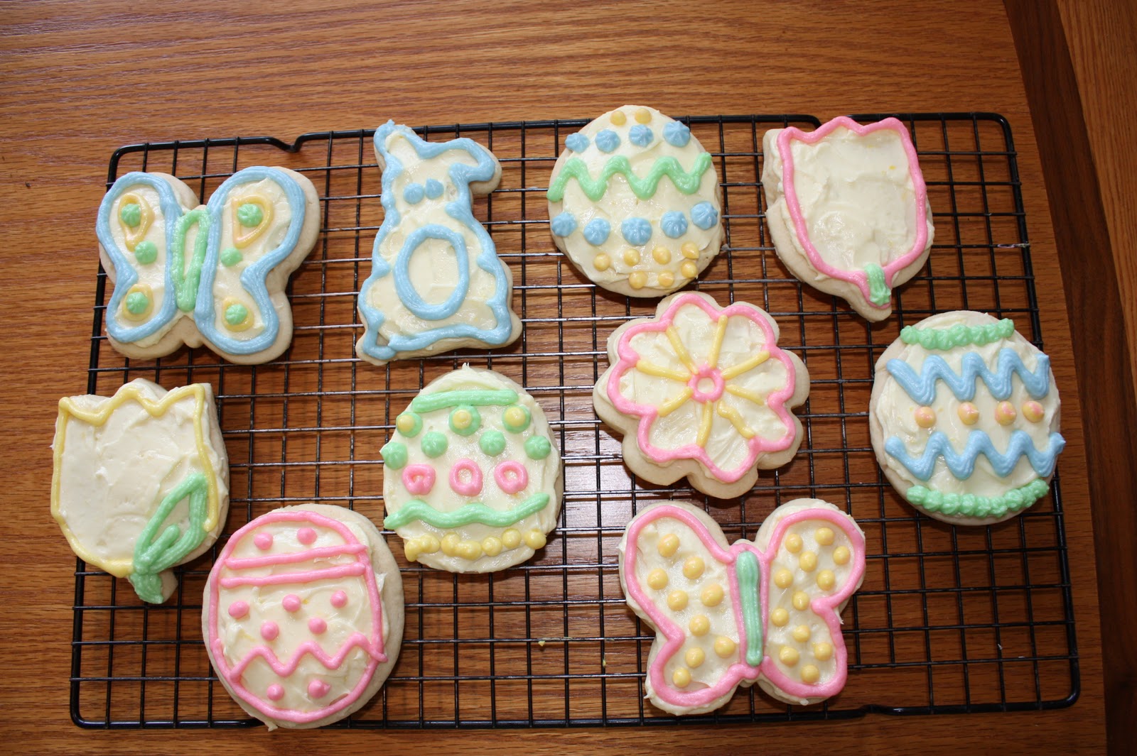 Everyday Art Easter Sugar Cookies