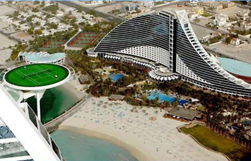 [tennis+dubai4.JPG]