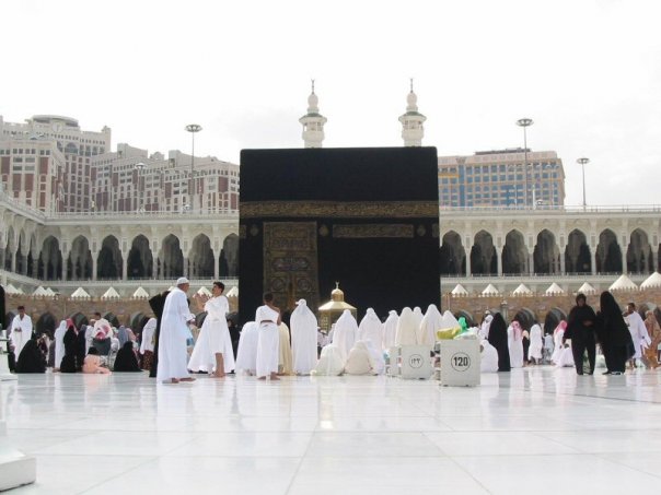 مراسل صحفي من روما  inviato speciale