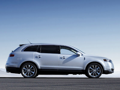 Luxury 2010 Lincoln MKT Wallpapers