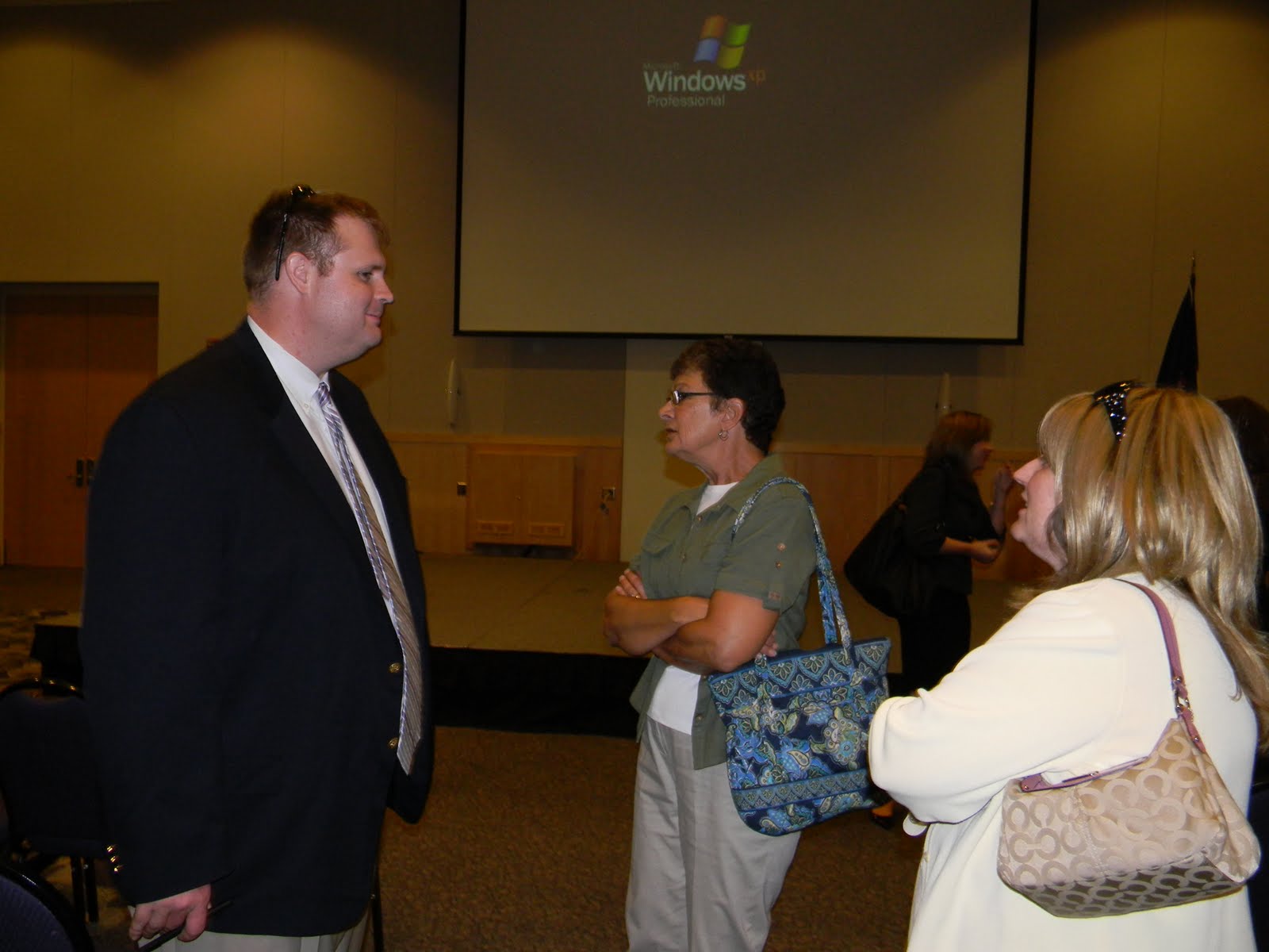 SWAC Girl Gov. Bob McDonnell photos Harrisonburg town hall