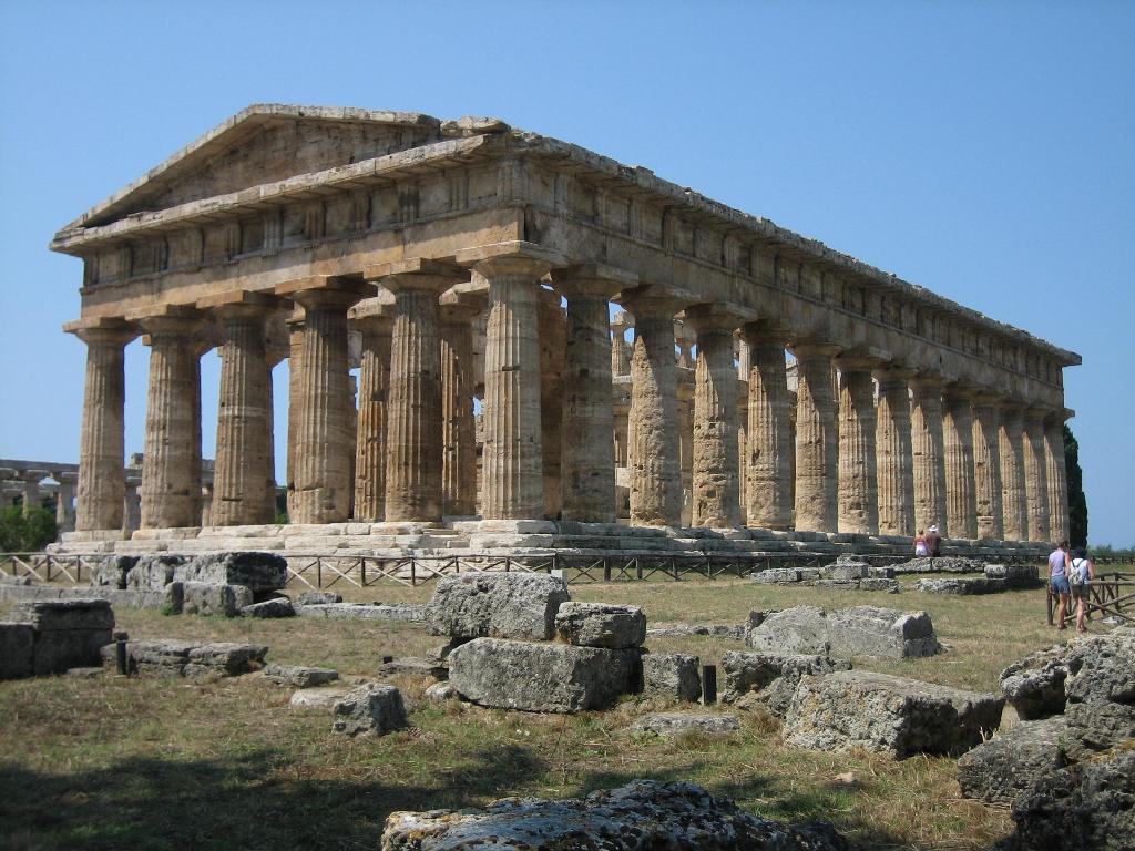 http://1.bp.blogspot.com/_exh6ZryxL4A/TAkKE_52qcI/AAAAAAAAACU/_fG_F2McF2Y/s1600/paestum.jpg