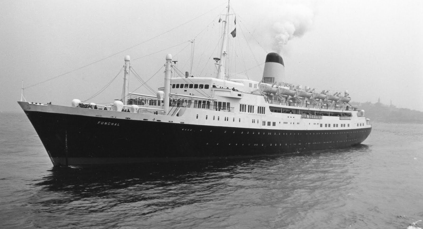 [Funchal+28-06-1972+Istambul.jpg]