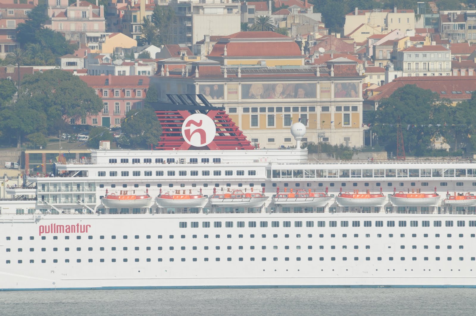 [ZENITH+2009-10-19+(18).JPG]