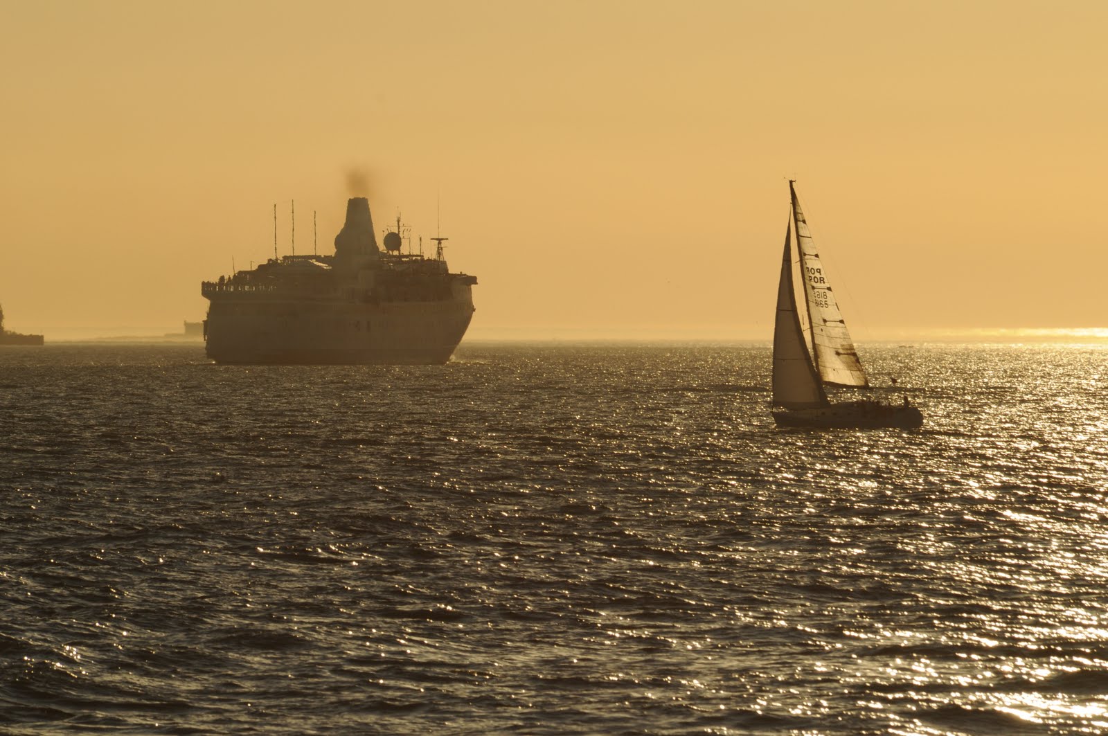 [BLACK+PRINCE+2009-10-13+Final+departure+Lisbon+(140).JPG]