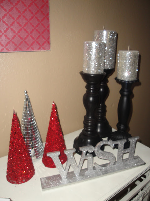 Christmas Decor: Red and Silver! - I Heart Nap Time
