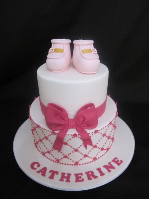 Baby Shower cake for Catherine by Handi's Cakes =)
