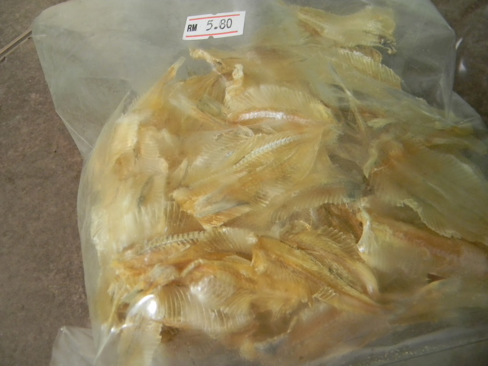 Fisya's Gourmet: Sambal ikan bulu ayam