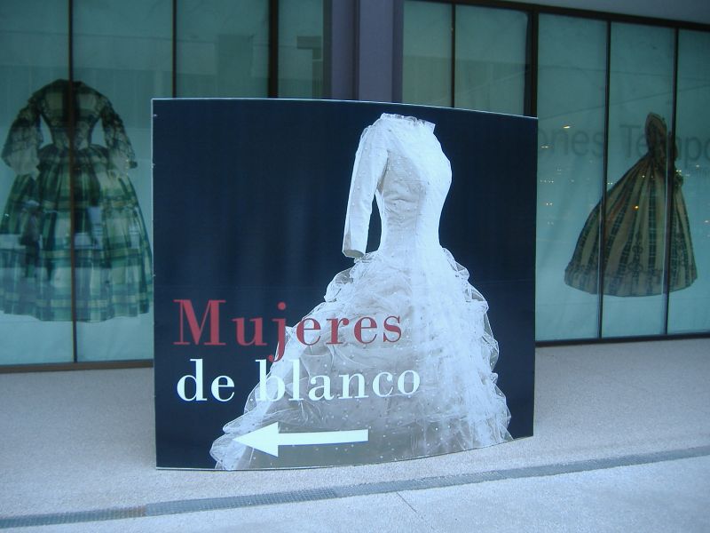 [09_museo+del+traje_11.jpg]