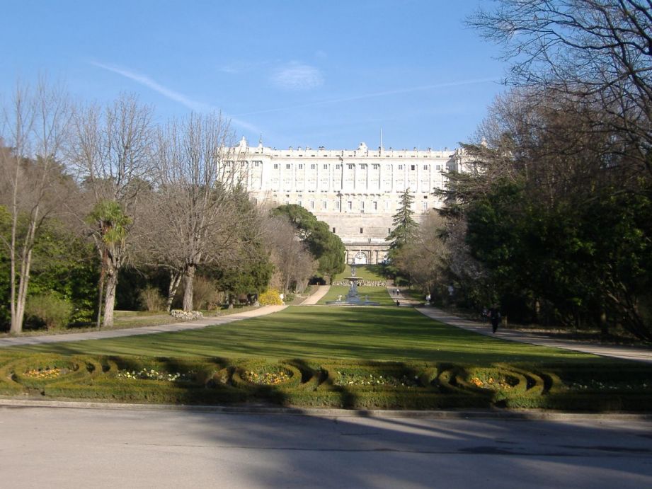 [JardinesCampoMoro_03.jpg]