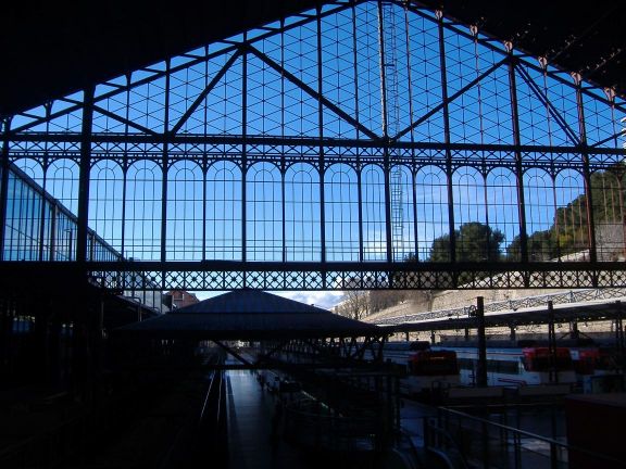 [EstacionesFerrocarril_04.jpg]