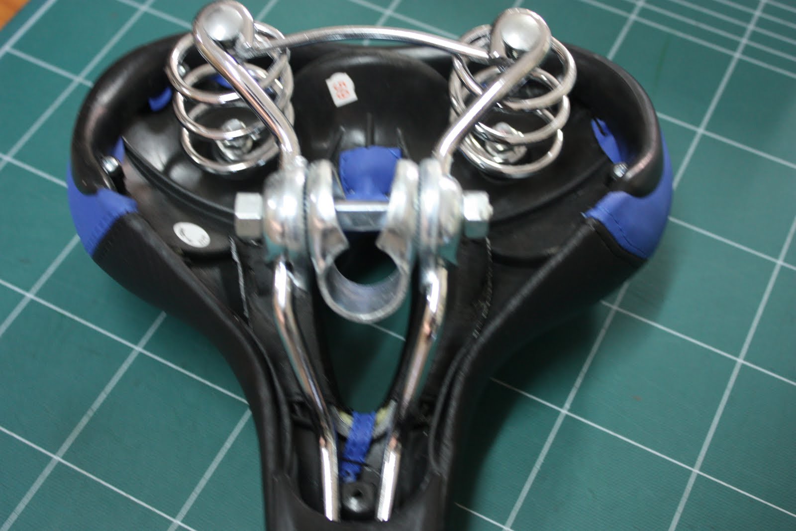 bicyclehero Bicycle Hero Spring Cushion Saddle Seat