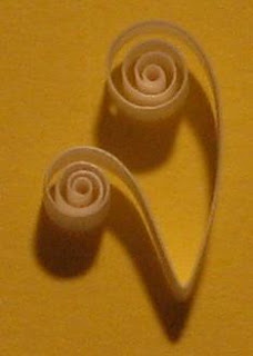 quilling double scroll