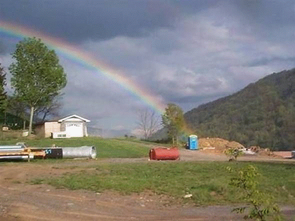 [Pot+at+the+end+of+the+rainbow.gif]