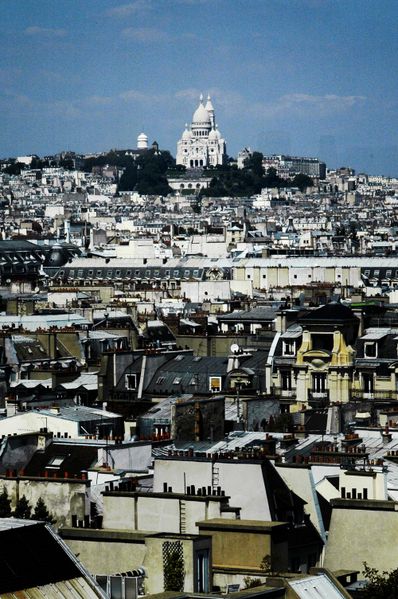 [398px-Montmartre_jms.jpg]