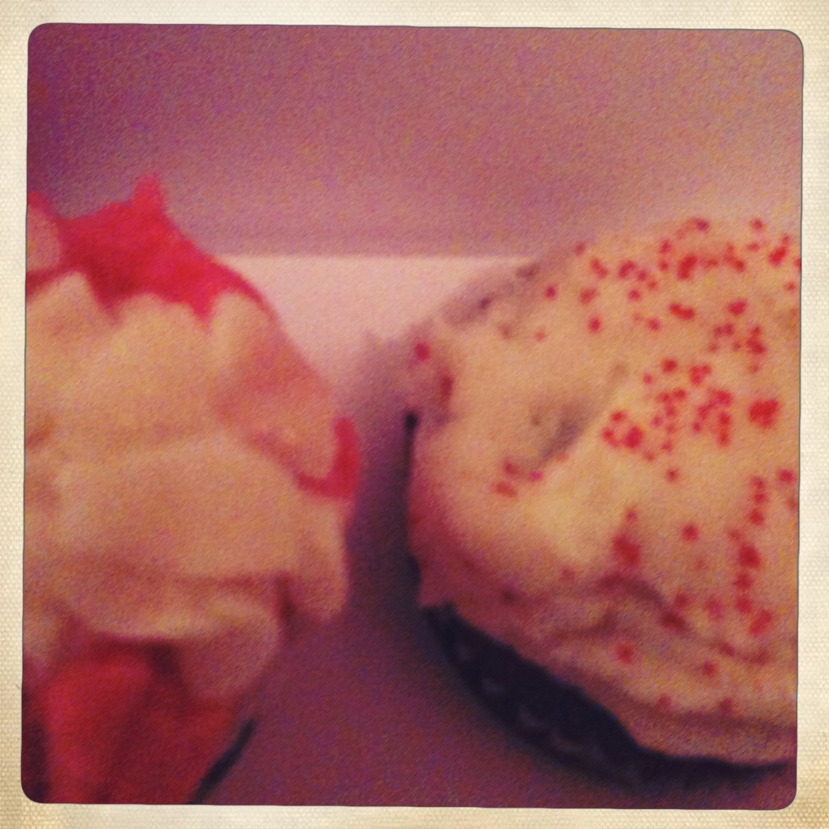 Lauren London Las Vegas cupcakes