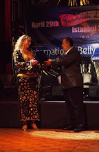 Yousry Sharif presenting award to Simona