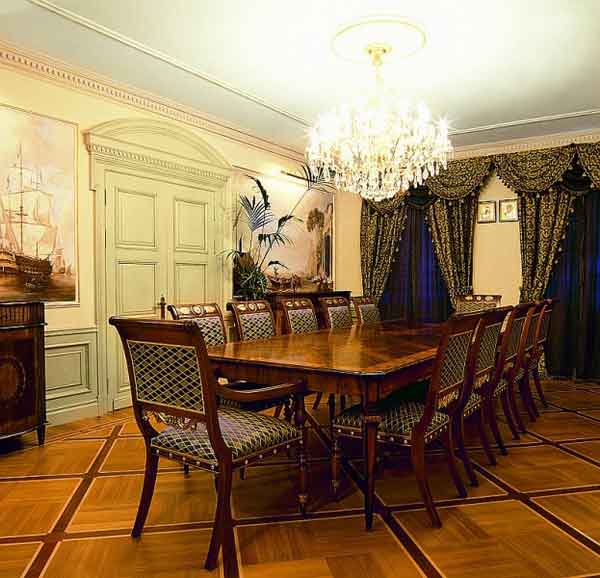 Furniture design collaboration with the decoration of English China