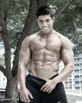 DAVID DUST Hottie of the Day Gustavo Ruiz