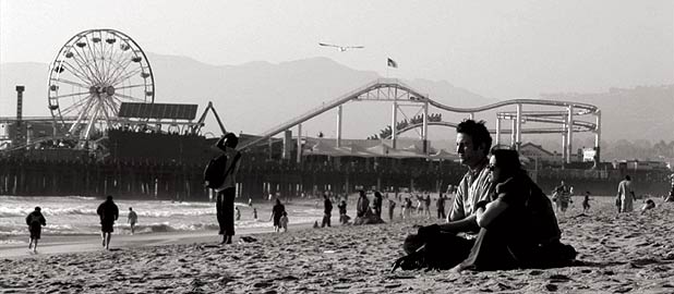 [midnight-kiss3.jpg]