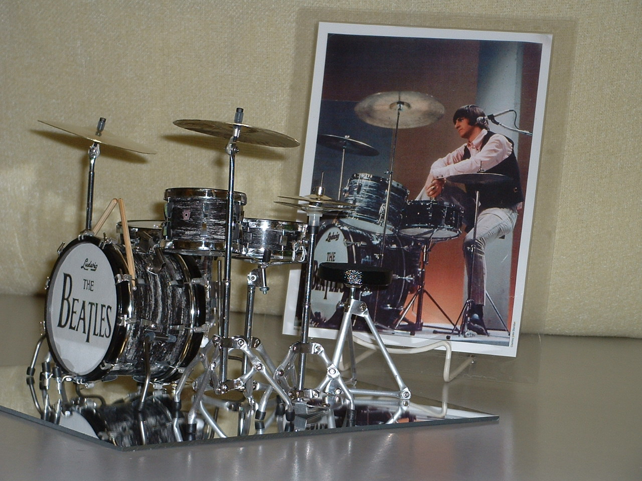 Drum's The Beatles The Most Expensive Fans The Beatles Dunia SEO