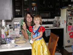 Cora and Aunty A making Cheese Cake!