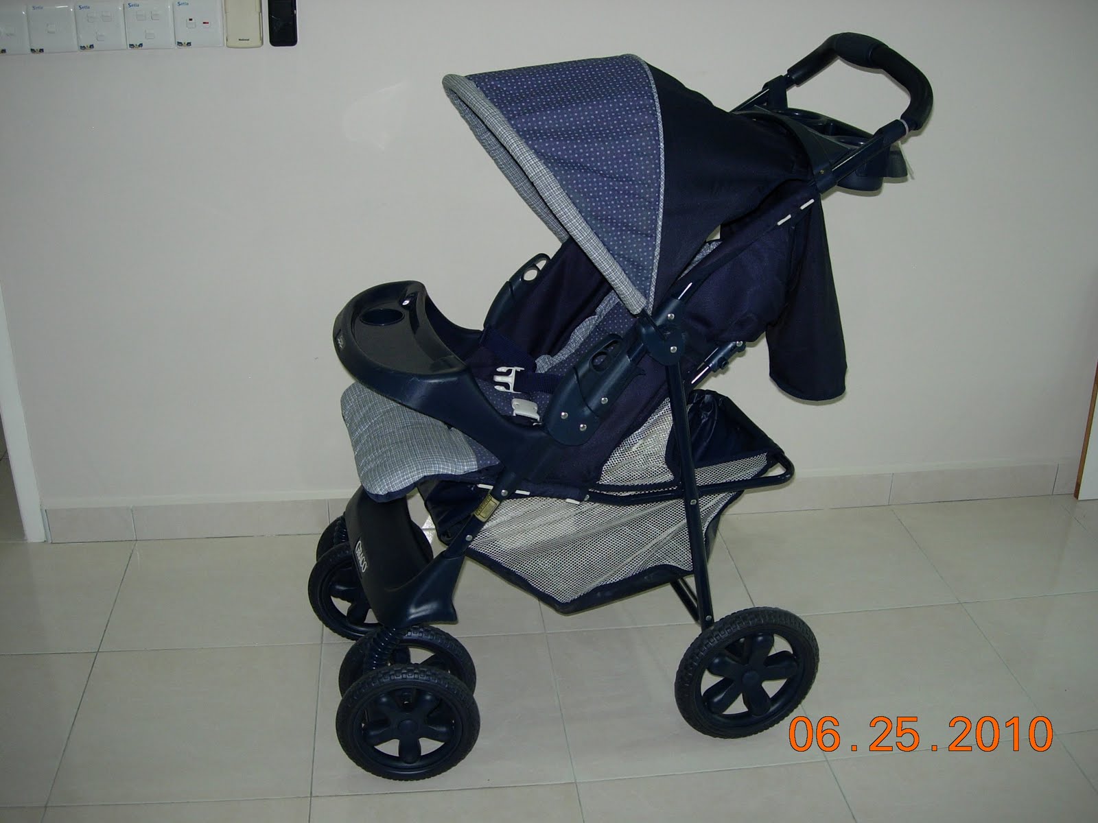 Eveything's On Sale Graco Car Seat, Base, Stroller