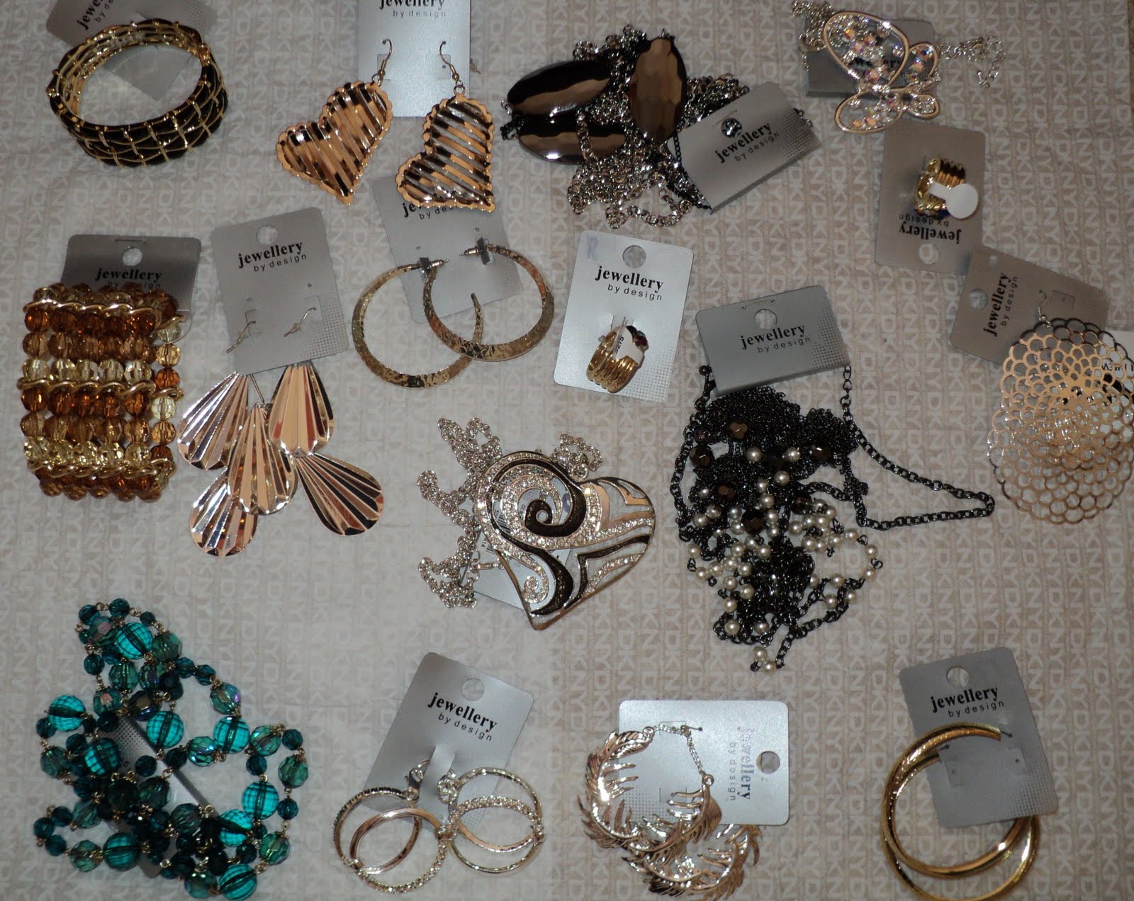 DariOversea: ACCESSORIES