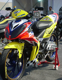 yamaha bike clothing