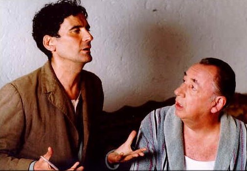 [Il+Postino+-+Troisi+e+Noiret+2.JPG]