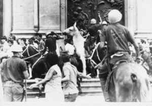 [1968+-+Cavalaria+2.gif]