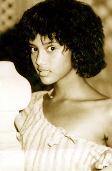 [Negro+Telenovela+-+Taís+Araújo+Xica.JPG]