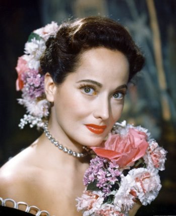 [Fevereiro+-+Merle+Oberon+2.jpg]