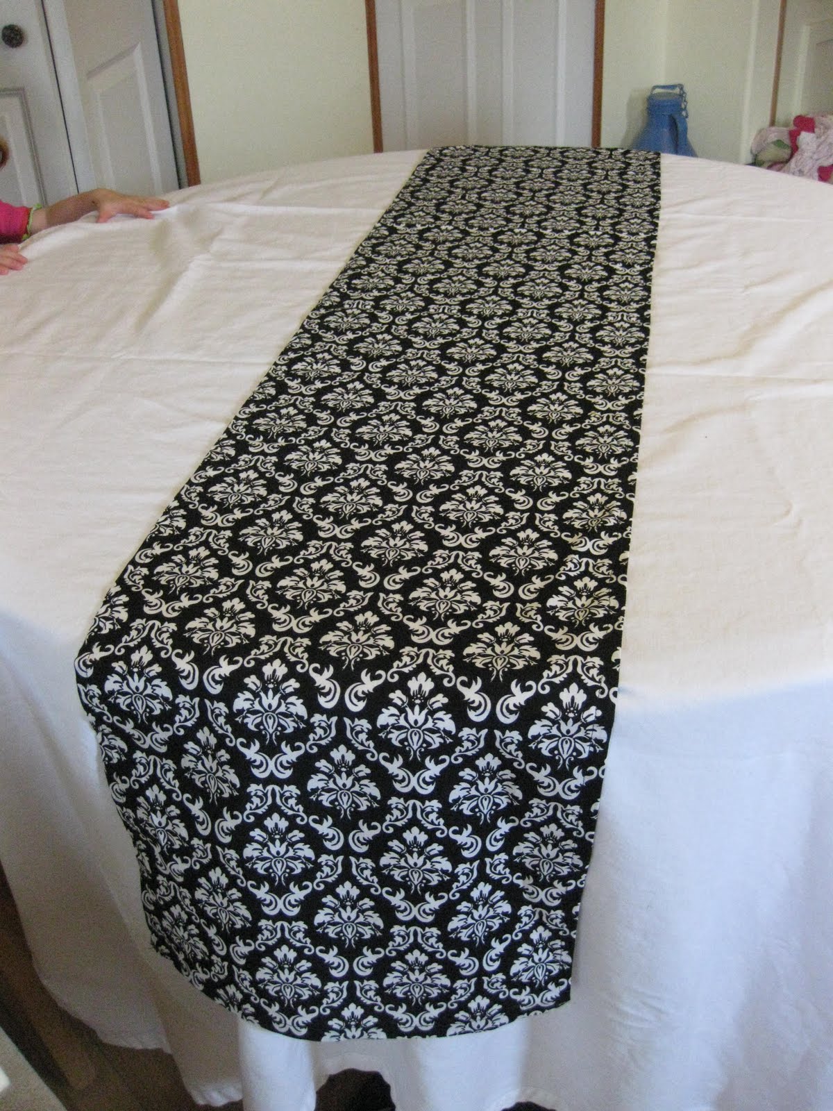 Sweet Daisy Designs Table Runners... For Sale!!