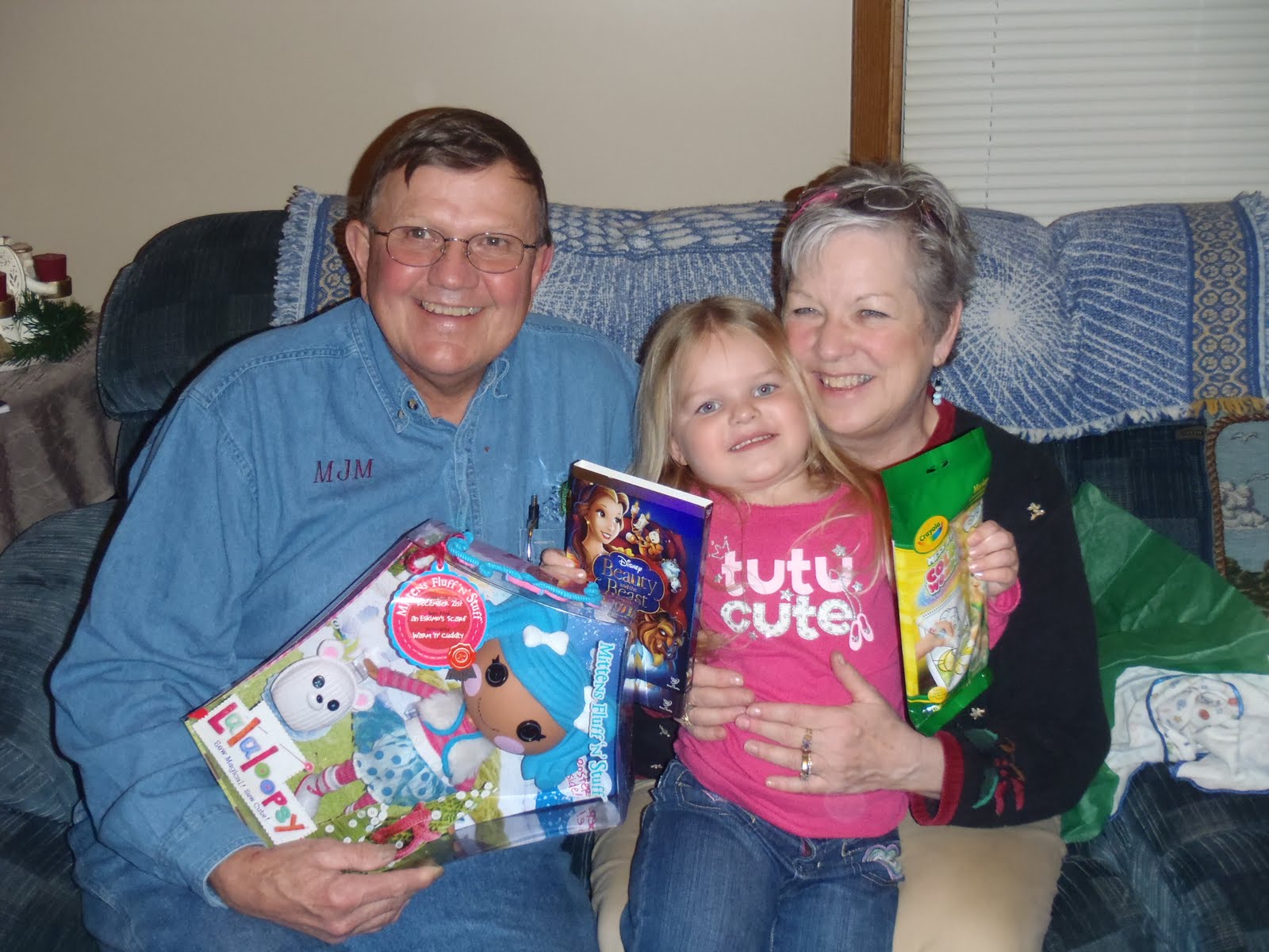 The Snyder Family Christmas CRAZINESS Round 1